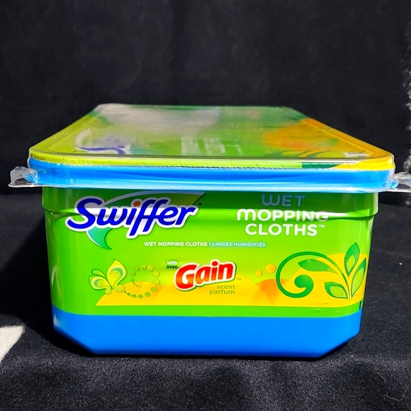 Gain Swiffer 24 Wet Mopping Cloths - Picture 4 of 4
